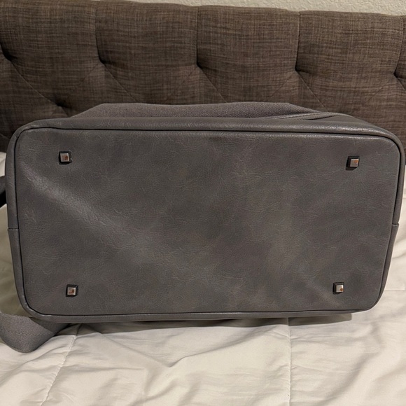 Beis Mini Weekender Bag - Picture 3 of 5